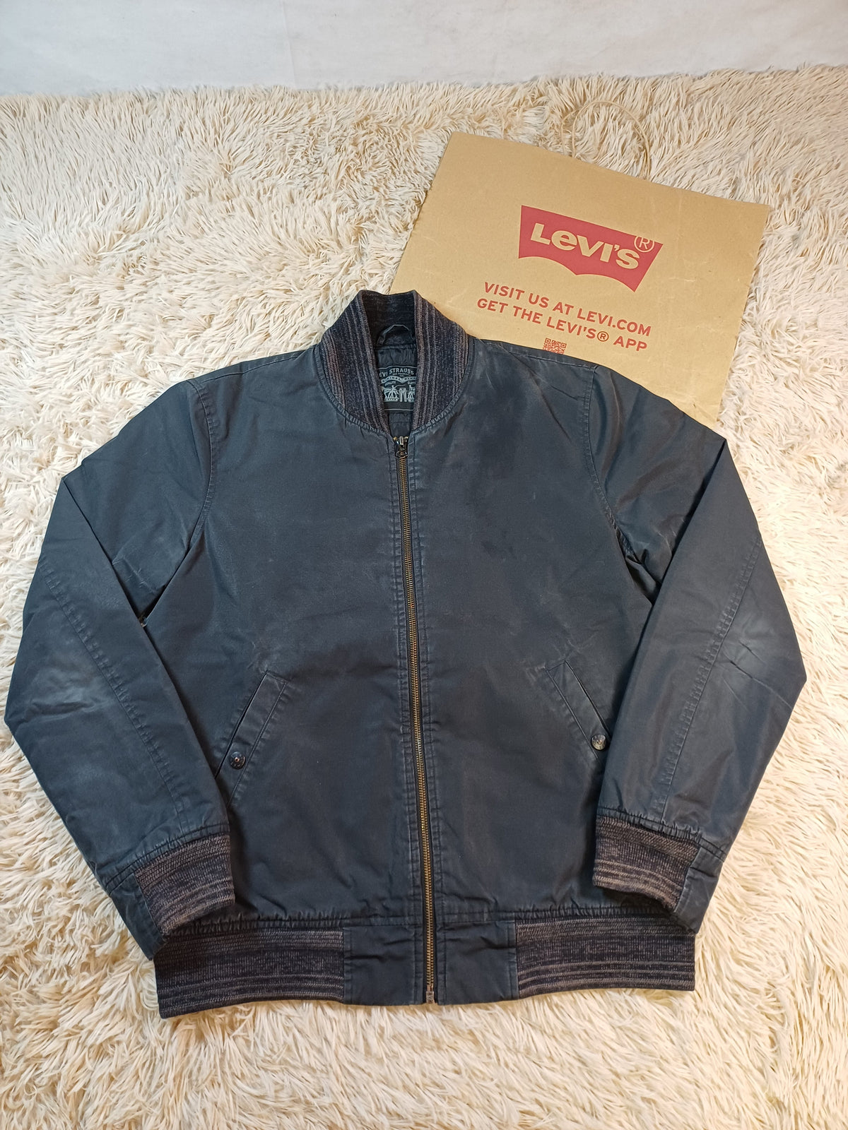 Levi's Veste noire matelassée Thermore – Taille M Levi's