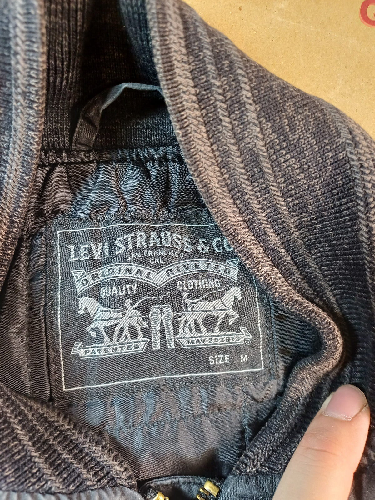 Levi's Veste noire matelassée Thermore – Taille M Levi's