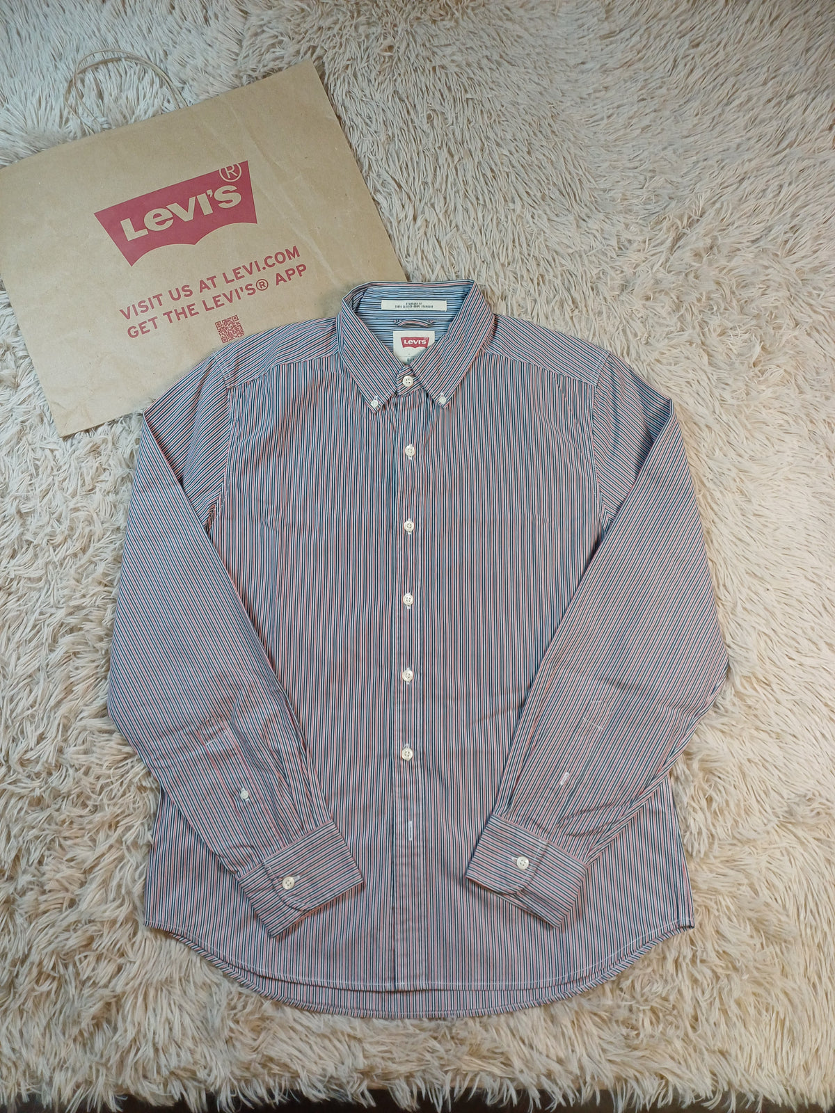 Chemise Levi's rayée bleu, blanc et rouge – Taille S