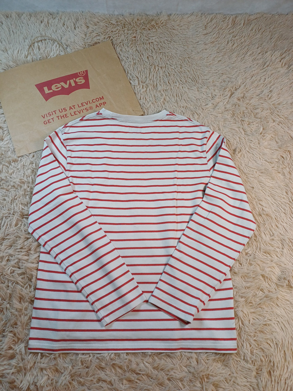 Sweat Levi's rayé rouge et blanc – Taille M