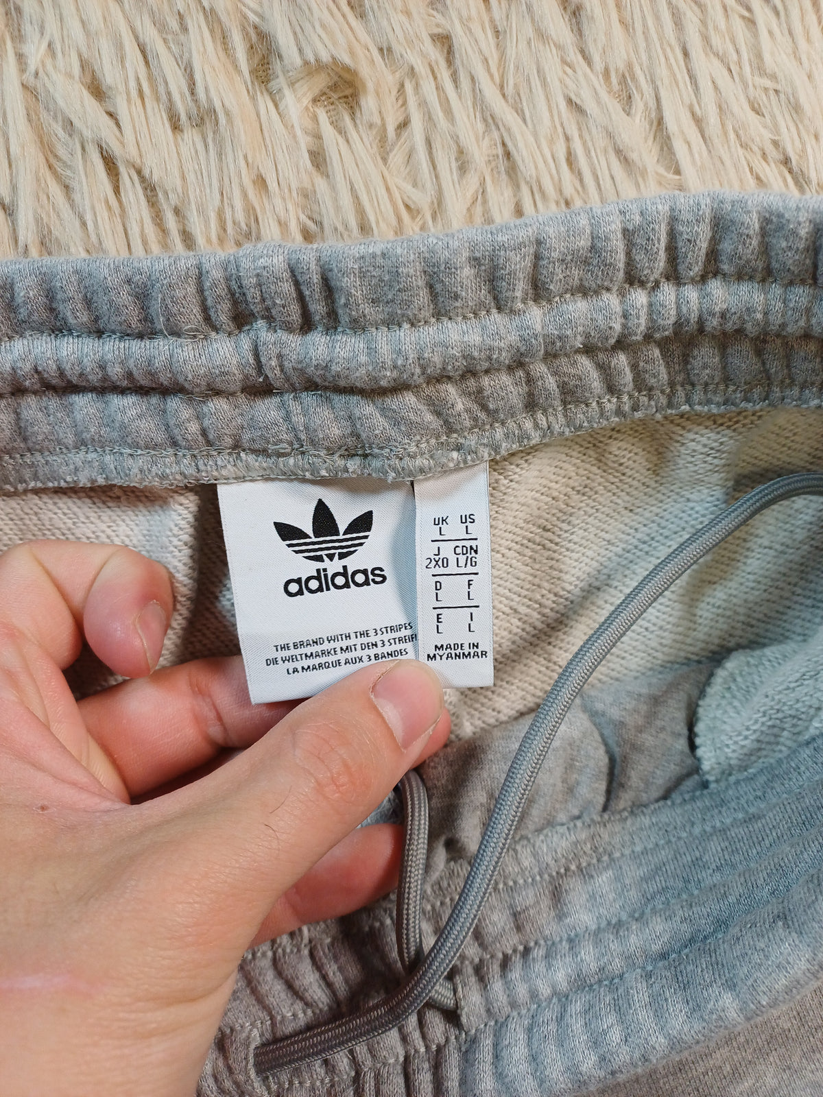 Jogging adidas gris – Taille L