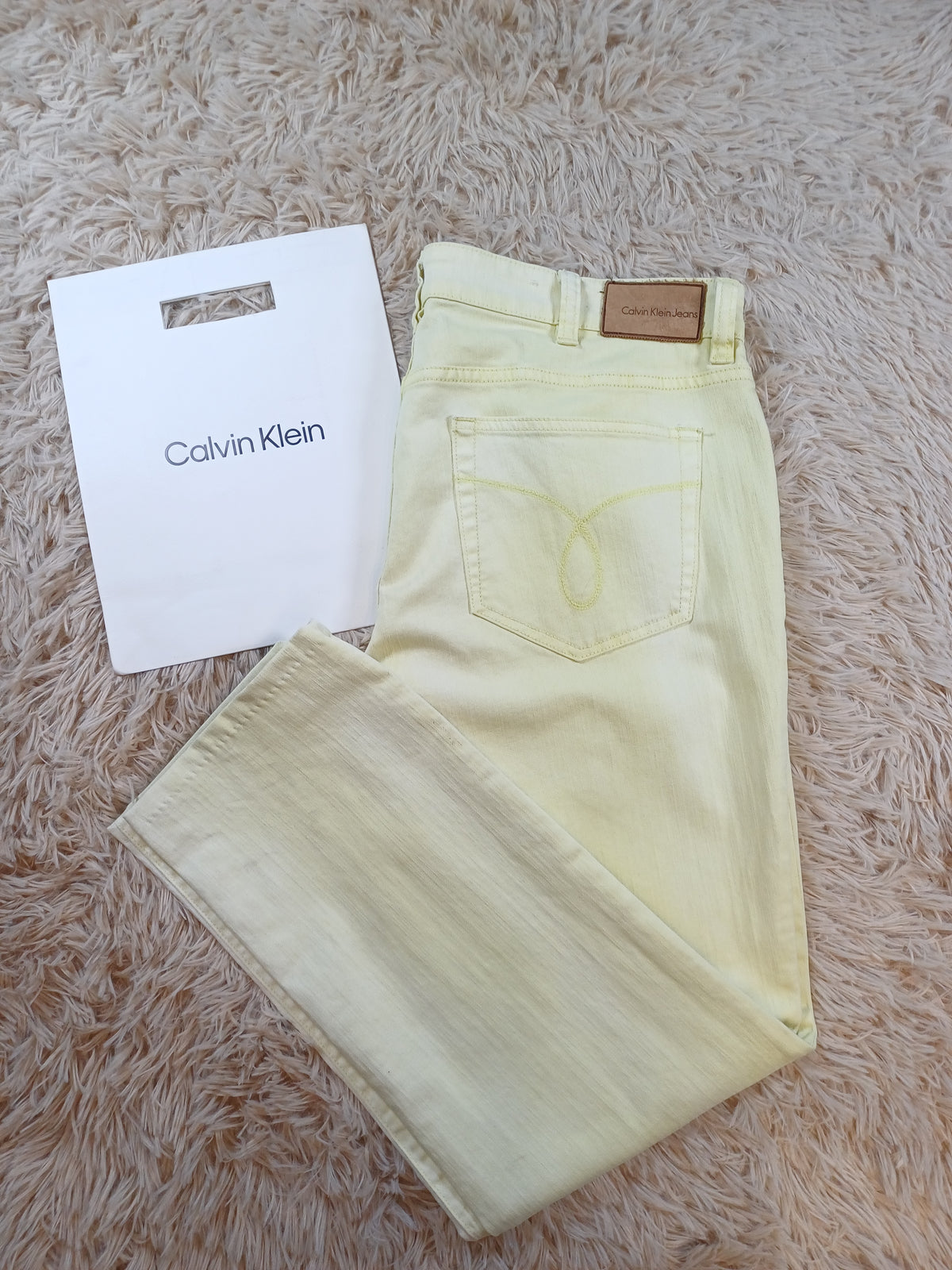 Jean Calvin Klein jaune – Taille 40