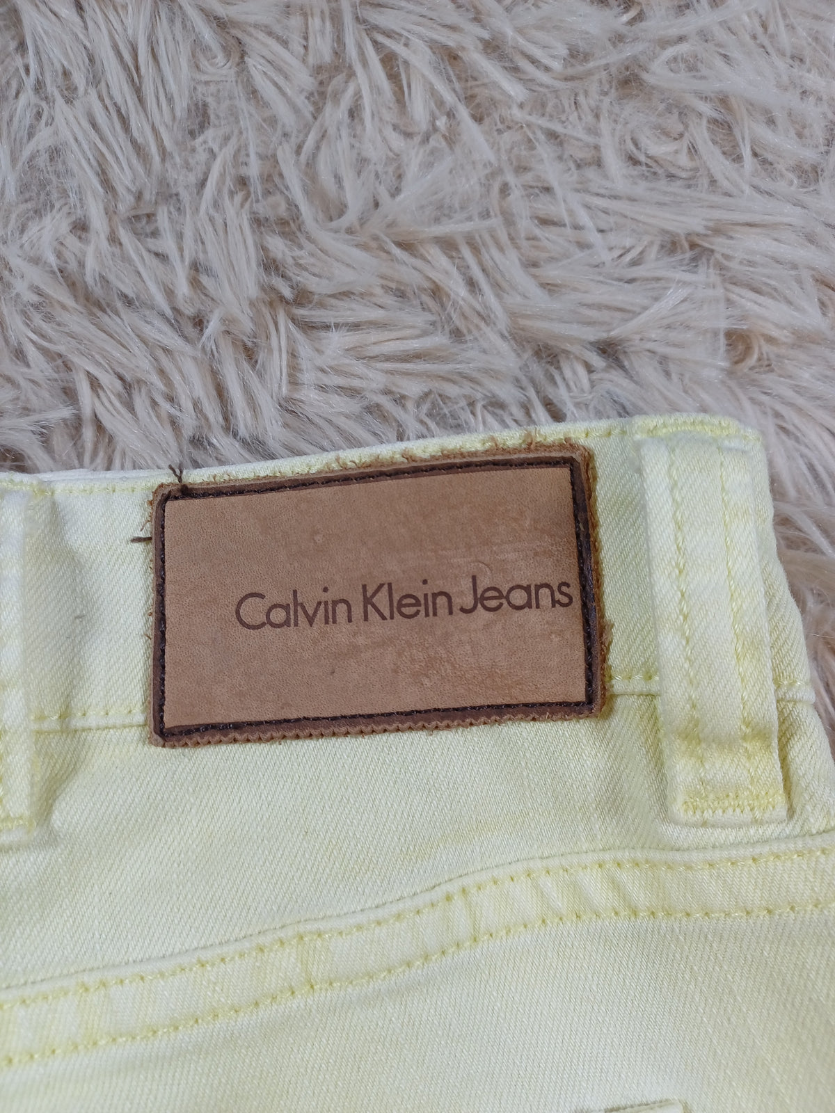 Jean Calvin Klein jaune – Taille 40