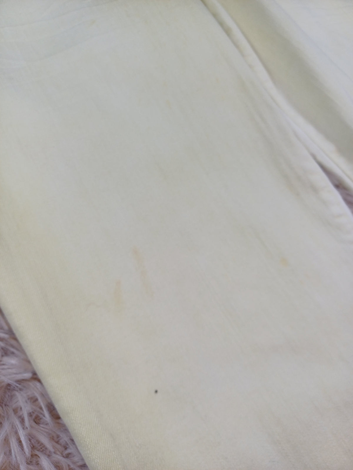 Jean Calvin Klein jaune – Taille 40