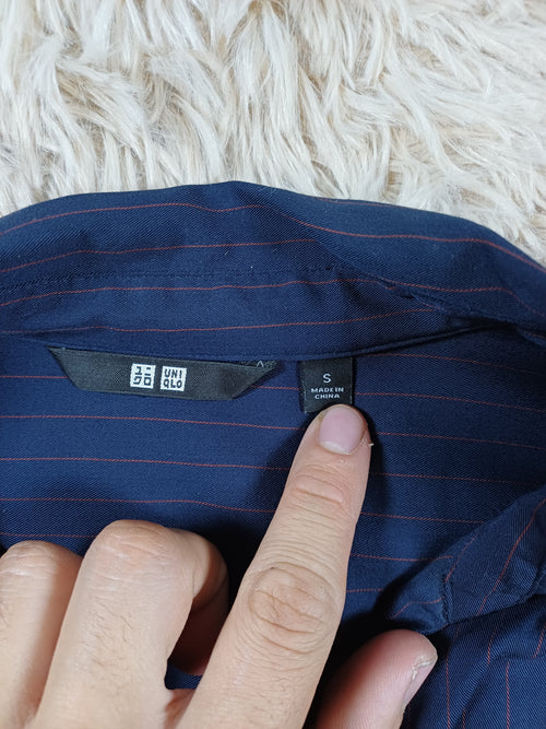 Chemisette Uniqlo en viscose rayée bleue – Taille S