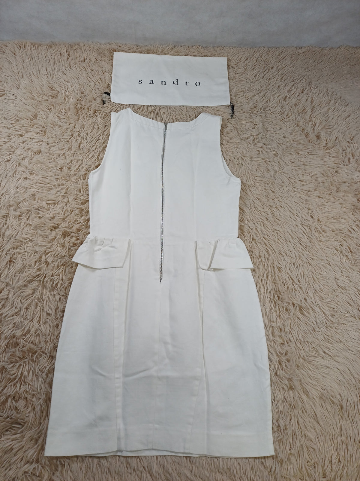 Robe Sandro blanche en dentelle – Taille 40