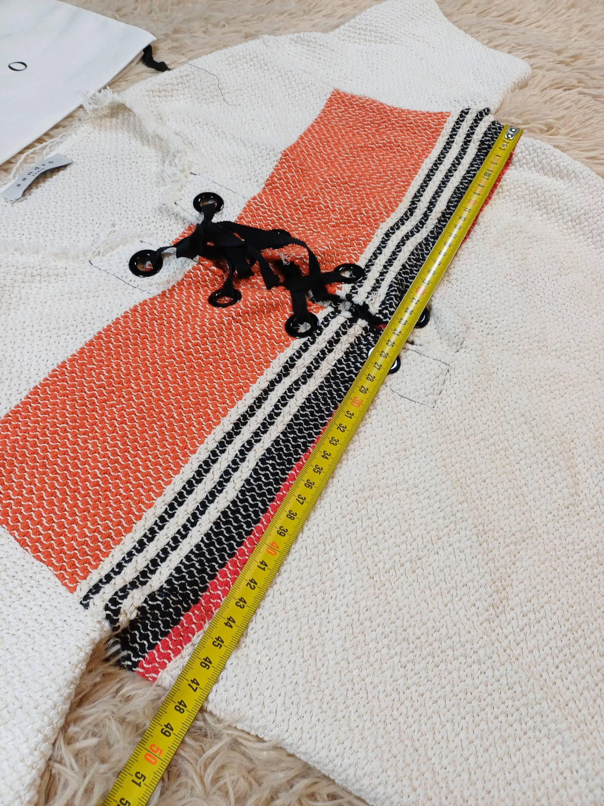 Tricot en laine Sandro écru et corail – M Sandro