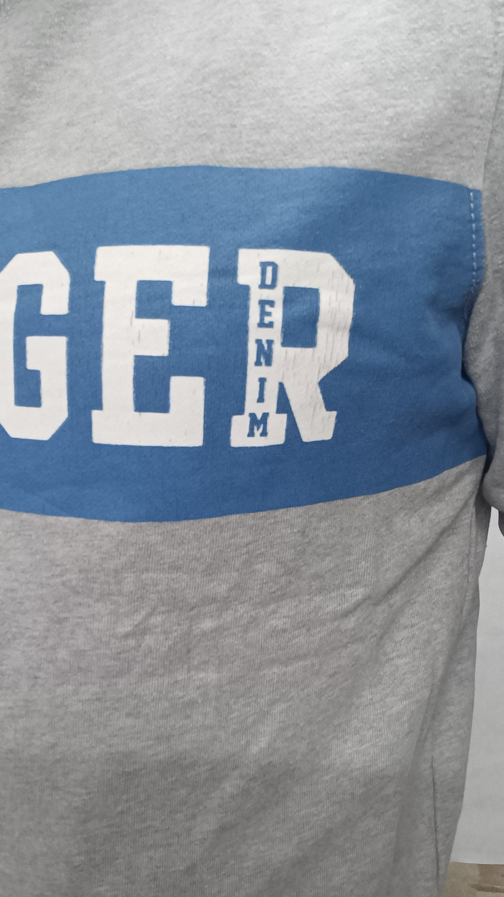 Sweat Tommy Hilfiger Gris - Taille S