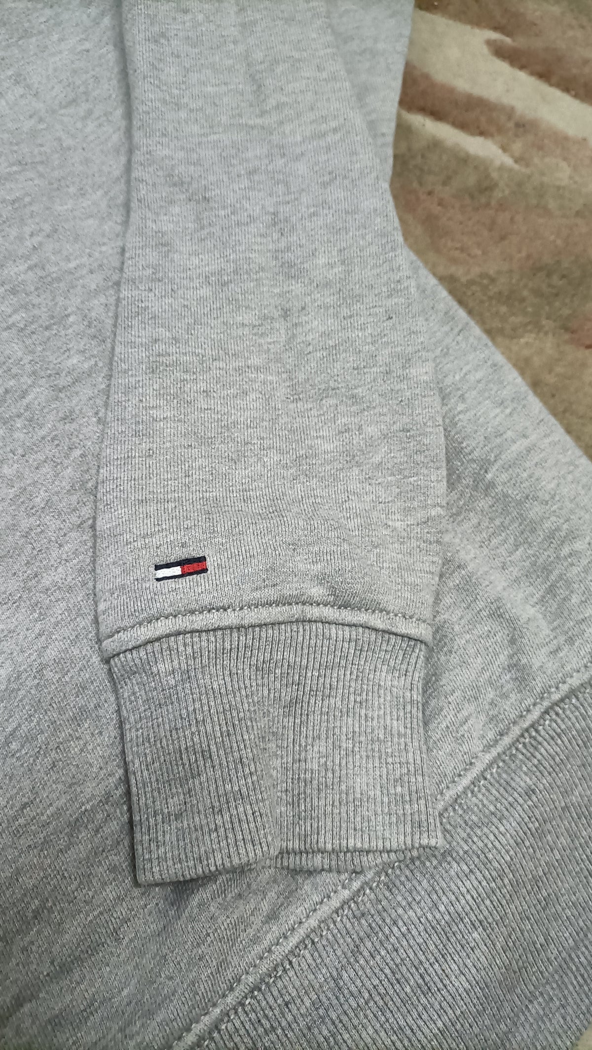Sweat Tommy Hilfiger Gris - Taille S