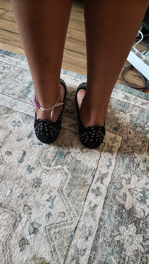 Ballerines Maje noires cloutées Taille 40
